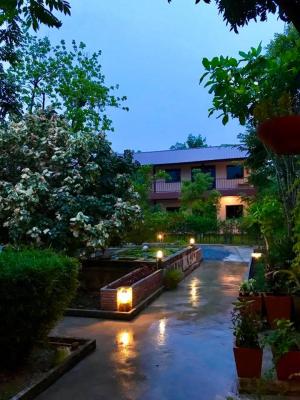 บ้านสะแกกรัง รีสอร์ท 118/7 ถนนพิบูลศิริ, อุทัยใหม่, อำเภอเมืองอุทัยธานี, อุทัยธานี, ประเทศไทย, 61000 โทร. 096 979 8897